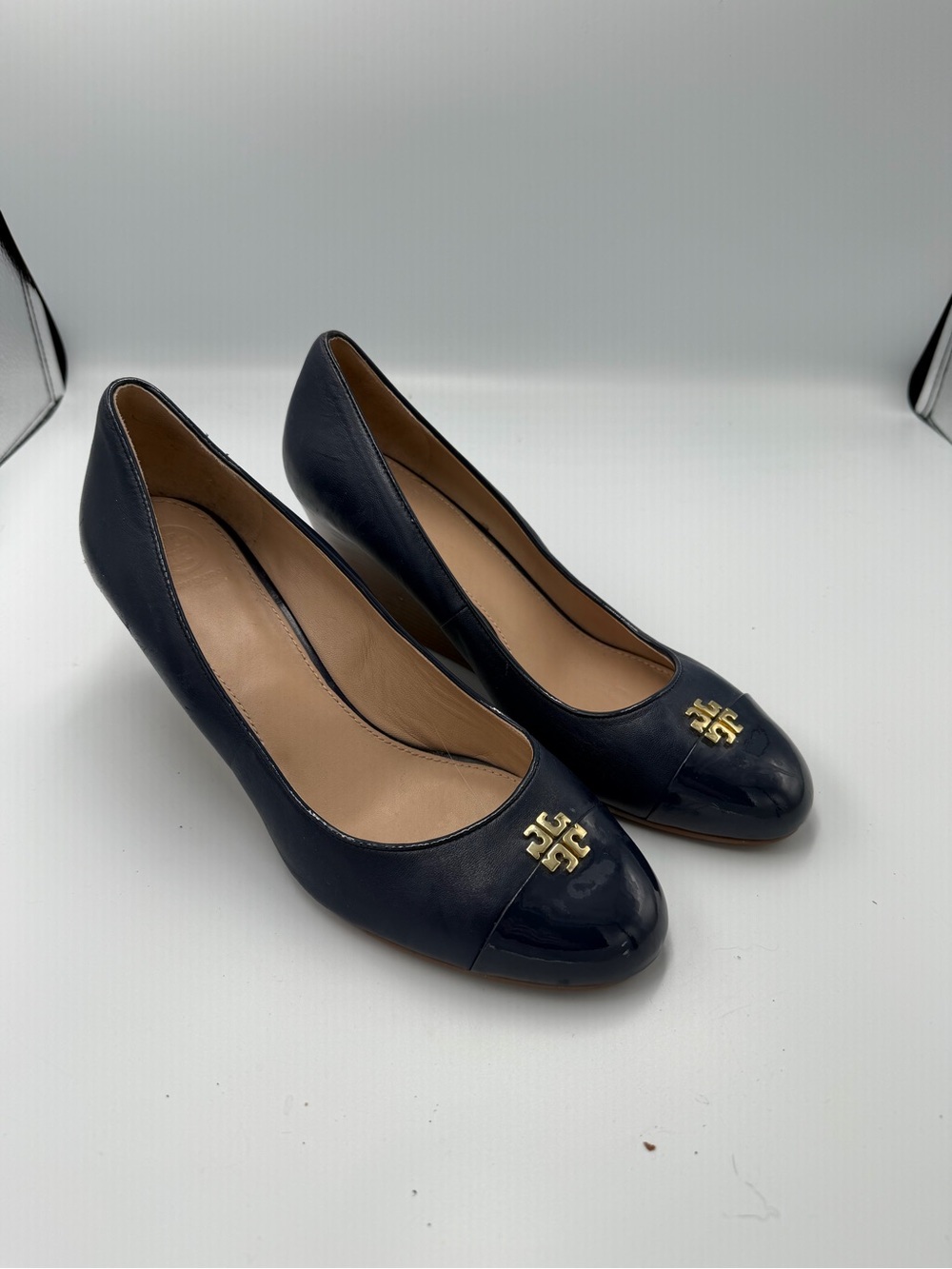 Tory Burch Chelsea Wedge Pumps Size 10 Navy Leather Womens Shoes